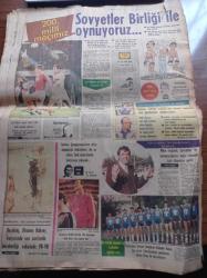 Milliyet Gazetesi - 7 Ekim 1981 - Burhan Felek - Mümtaz - Çetin Altan - Turhan Selçuk - 200. Milli Maçımızı Sovyetler Birliği İle Oynuyoruz - Turgay Şeren - Mısır Devlet Başkanı Enver Sedat Öldürüldü - Hüsnü Mübarek - Sufi Ebu Talib - Necmettin Erbakan Yeniden Tutuklandı - Mehmet Barlas - Suikastten Birkaç Saat Önce Kaddafi Enver Sedat'ı Tehdit Etti