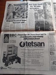 Hürriyet Gazetesi - 18 Ekim 1982 - Köy Çocuğu Yaşar Kemal'in Dayanılmaz Yükselişi - Gökhan Güney - Müşerref Tezcan - Perran Kutman - Müjdat Gezen - Selçuk Yula - Galatasaray Bursaspor'ı Yendi - Banker Kastelli Yargıç Önünde - 186 İdamlı Dev Yol Davası Başlıyor - Milli Güvenlik Konseyi İlk Gezisini Karadeniz Bölgesinde Yapacak - Bülend Ulusu Turgut Özal'a Kızdı