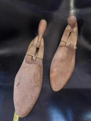 AHŞAP AYAKKABI İMALATÇI KALIBI..40 Numara, 8 x 27 cm.