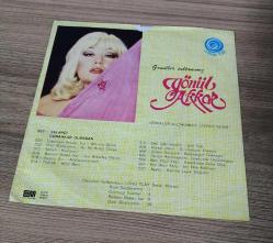 GÖNÜL AKKOR-SADECE KAPAK