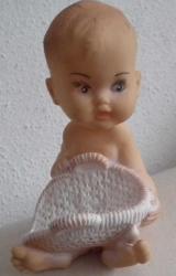 PLASTİK EGE OTURAN OYUNCAK BEBEK BOY 15 CM