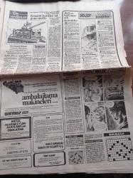 Hürriyet Gazetesi - 11 Ocak 1983 - Hülya Koçyiğit - Hüner Coşkuner - Müjde Ar -  Sezen Aksu - Türkiye'yi Temsil Eden Boksör Ali Çukur Avusturya Forması İle Hüznü Çakan İle Karşılaşıyor - İzmirspor Şampiyonluğa Gidiyor - Eroinci Fuat Yakalandı - Maliye Bakanı Adnan Başer Kafaoğlu Vergiden Kaçamazsınız - Kenan Evren 3 Üniversiteyi Ziyaret Etti - Ermeni Katiller İşi Gene Azıttı - Sakal Tartışması Danışma Meclisinde