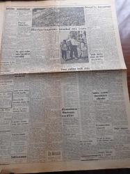 Hürriyet Gazetesi - 9 Haziran 1960 - Emin Karakuş - Türk İnkılabı Ve Dünya - Milli Maçta İskoçya'yı Yendik - Lefter Küçükandonyadis - Metin Oktay - Hürriyet Şehitlerimizin Cenazeleri Bugün Büyük Törenle Haydarpaşa'ya Götürülecek - 28 Nisan Günü Beyazıt Meydanında Şehit Düşen Turan Emeksiz Ve Nedim Özpulat - Ordu Gençlik Ve Halk Beyazıt İle Taksim Meydanlarında And İçti - Devlet Ve Hükümet Reisi Orgeneral Cemal Gürsel