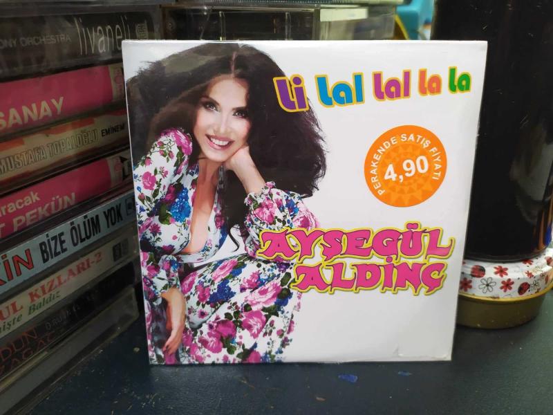 AYŞEGÜL ALDİNÇ Lİ LAL LAL LA LA AMBALAJLI CD Cardboard  