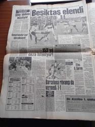 Hürriyet Gazetesi - 20 Mart 1986 - Merhum Nihat Erim'in Anıları 12 Mart Günleri Yazı Dizisi - Şike İddiası Büyüyor - Kumarhaneler Spor İçin Çalışacak - Beşiktaş Elendi - Sakıp Sabancı - Uyuşturucu Mafia'sının Perde Arkasındaki Destekçileri Belirlendi - Sovyetler'in ABD'ye Verdiği Karadeniz Notasından Sonra Boğazlarda Baş Ağrısı - Cezaevlerinde Tahliyeden Önce Buruk Veda Yaşandı - Turgut Özal'ın Bağdat Çantası Kabarık