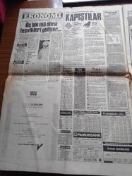Hürriyet Gazetesi - 26 Mart 1986 - Dünya Karması'na İki Aday Selçuk Yula ve Tanju Çolak - Beşiktaş Kulübü Başkanı Süleyman Seba - Emel Sayın Korkmuyorum Evleneceğim - Kenan Evren  Aile Planlaması Kampanyasını Açtı Az Çocuk Öz Çocuk - Cuellar'ın Yeni Kıbrıs Planını Ele Geçirdik -  Reagan Ve Kaddafi Rüzgar Ekti Fırtına Biçiyor - Bülent Ecevit Uyardı İncirlik Denetim Altına Alınmalı - Sirte Bahane Hedef Kaddafi