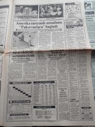 Günaydın Gazetesi - 2 Ekim 1982 - Almanya'nın En Genç Başbakanı Helmut Kohl - Amerika'da İki Seks Skandalı - Türkan Şoray - Beyrut Katliamı - Fenerbahçe Eski Kaptanı Önder Mustafaoğlu Bugün Toprağa Veriliyor - Galatasaray Austria Wien Takımıyla Eşleşti - Banker Kastelli 16 Gün Sonra Tahliyesini İsteyecek - Doçent Argun Saylam'ı Zevk İçin Öldürduk- Kenan Evren Anayasa'ya Karşı Olan 12 Eylül'e de Karşıdır - Kadın Kozmonot Uzayda Hamile Kaldı