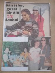 Türkan Şoray ile Tarkan-Özcan Deniz-Beyaz ve kızı Yağmur Ünal  Çeşitli Gazete Dergi Haber Sayfalarından kesilmiş 9 adet fotoğraflı 20*30cm boş arkalı önlü 2 sayfaya yapıştırılmıştır.