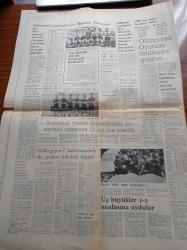 Cumhuriyet Gazetesi - 19  Mart 1974 - Kurucusu Yunus Nadi - İlhan Selçuk - Turhan Selçuk -  Abdulcanbaz - Çin'de Sovyet Ajanının Anıları - Stalin - Mao Zedung - Olimpiyat Oyunları Tehlikeye Giriyor - Balıkesir Grubu Maçları Başlıyor - Filiz Akın Paris'te Oğlu İçin Film Anlaşması Yaptı - Rauf Mutluay - Sevgi Soysal'ın Romanı İncelenecek - Irak'tan Barzani'ye Saldırı Hazırlığı - Tunceli Öğretmen Okulunda Çatışma - Ankara Uçağının Ses Bantları Dinlendi - Karaköy'deki Güzel İstanbul Anıtı Yerinden Kaldırıldı