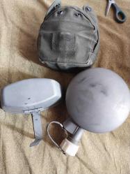 MATARA,  US AMERİKAN ASKERİ DAMGALI, YAZILI  SU MATARASI VE YEMEK KABI İLE,  ORİJİNAL DAMGALI KILIFI İLE KOLEKSİYONLUK,  KONDÜSYONU ÇOK İYİ BİR ÜRÜN..25x19 cm.