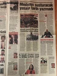 Sözcü Gazetesi, 14 Ekim 2022 Cuma,  Yılmaz Özdil, Burak Erbay, Meclis, Enis Berberoğlu, Sözcü, Aydung Erkin, Deniz Zeyrek, Soner Yalçın, Emin Çölasan, Arda Güler, Ceyhun Kazancı, Dries Mertens, Abdullah Hoca, Samuel Denaltin, Cuma, Başakşehir, Süper Lig, Monaco, Valerien Ismael, Salah, Wout Weghorst, Hugo, Bardhi, Trezeguet, Uğurcan, Bakasetas, Nubel, Vitor Hugo, Hamsik, Gbamin, Danny, Yusuf, Abdulkadir, Siopis, Metalist Kharkiv, Napoli, Kerem Aktürkoğlu, Sam, Hüseyin, Bartra, Denswil, Eren, Siopis, Ghezzal, N'Koudou, Salih, Okan Buruk, Adnan Karahisar, Life Can Mete, Kebir Ali Canpolat, Bu Tak Ingenç, Arda Kaan Yazı, San Marino, Rangers, Lyon, Zagreb, Süper Lig, Alanya, Antalya, Bok Denizk, Türk Telekom, Bahçeşehir, Maccabi TA, Bolu, Denizli, Yıldız ITU Ormanspor, Baskonia, Partizan, Arkas,