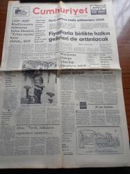 Cumhuriyet Gazetesi - 25 Şubat 1974 - Kurucusu Yunus Nadi - Şevket Süreyya Aydemir - Oktay Akbal - Abdülcanbaz - Turhan Selçuk - Dolmabahçede Gol Yerine Yağmur Vardı - Fenerbahçe'de Başkan Emin Cankurtaran Oldu - Süleyman Demirel CHP MSP Koalisyonu İstikrarsız - İnce Memet Romanında Sözü Geçen Kan Davası Alevlendi - Erdal Öz Yaralısın - DİSK - Bülent Ecevit Zamların Bugün Açıklanacağını Söyledi