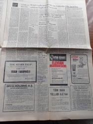 Cumhuriyet Gazetesi - 25 Şubat 1974 - Kurucusu Yunus Nadi - Şevket Süreyya Aydemir - Oktay Akbal - Abdülcanbaz - Turhan Selçuk - Dolmabahçede Gol Yerine Yağmur Vardı - Fenerbahçe'de Başkan Emin Cankurtaran Oldu - Süleyman Demirel CHP MSP Koalisyonu İstikrarsız - İnce Memet Romanında Sözü Geçen Kan Davası Alevlendi - Erdal Öz Yaralısın - DİSK - Bülent Ecevit Zamların Bugün Açıklanacağını Söyledi
