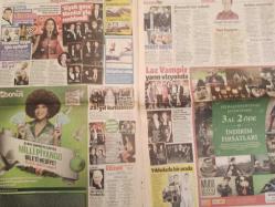 Kelebek Magazin Gazetesi - 13 Aralık 2012 - Öykü Çelik - Gürgen Öz - Halit Ergenç - Wilma Elles - Kerem Göğüş - Gizem Soysaldı - Zafer Algöz - Cem Yılmaz - Erkan Can - Nebahat Çehre - Serenay Sarıkaya - Feraye Tanyolaç - Ayçin İnci - Erdem Moralıoğlu - Sarah Jessica Parker - Olivier Ker Ourio - Ozan Ekşi - Turgay Çolakoğlu - Seval Birinci - Monica Molina - Ergül Azaphan - Mehmet Aksel - Mein Fadıllıoğlu - Kaya Demirer - Alişan - Önder Bekensir - Gökhan Kimsesizcan - Cengiz Semercioğlu - Metin Yıldız - Haice Aslan - Kevin Spacey - Cate Blanchett - Georges Kern - Cengiz Semercioğlu - Osman Müftüoğlu - Melike Karakartal - Özge Ulusoy - İvana Sert - Hakan Akkaya - Onur Gülmek - Melis Alphan - Sahrap Soysal - Levent Üzümcü - Selin Demiratar - Güzide Duran - Mine Tugay - Ömür Gedik - Leonardo Di Caprio - Samuel Jackson - Uma Thurman - Quentin Tarantino - Amanda Seyfried - Hugh Jackman - Rihanna - Justin Bieber fotoğraf ve haberi - Tam Takım Gazete