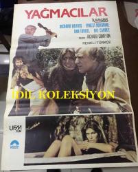YAĞMACILAR (Ravagers), 1979, SİNEMA FİLM AFİŞİ / POSTERİ - BÜYÜK BOY - ORİJİNAL - 100 X 68 cm EBADINDA - Original Turkish Big Size Movie Poster - Richard Compton, Robert Edmond Alter, Donald S. Sanford, Richard Harris, Ernest Borgnine, Ann Turkel, Art Carney, Anthony James, Woody Strode, Alana Stewart, Seymour Cassel, Brian Carney, Kurt Grayson, Arch Archambault, Bob Westmoreland, Gordon Hyde, Steve Lashley, George Stokes, Kim Crow, Cecily Hovanes, Andre Tayir, Harvey Evans, Olivia Barton, Columbia Pictures, UFM FİLM