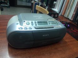 Antika - SONY TEYP VE CD ÇALAR - kitantik - kitaLog