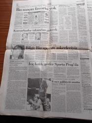 Cumhuriyet Gazetesi - 5 Nisan 1995 - Kurucusu Yunus Nadi - İlhan Selçuk - Ahmet Taner Kışlalı - Aleviler Ne İstiyor -  Türkiye Güzeli Demet Şener - Balata Kulübü Yöneticisi Ateş Ünal Erzen Kumarbazlar Takımdan Gidecek - Kıbrıs Rum Hentbol Takımı İstanbul'da Kampa Girdi - CHP Genel Başkanı Hikmet Çetin 5 Nisan'ı Aklamadı - Tansu Çiller Batı'yı Suçladı - Cumhurbaşkanı Süleyman Demirel'le Latin Amerika'da - Kayıp Ailelerine Dayak