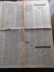 Milliyet Gazetesi - 8 Aralık 1977 - Sami Kohen - Burhan Felek - Fenerbahçe Bolu İle Berabere Kaldı - UEFA Kupasında Çeyrek Finalistler Belli Oldu - Kaçırılan Kıbrıslı İki Öğrenciden Biri Öldürüldü - Süleyman Demirel Sorunlar Karşısında Yılmayız - NATO Savunma Konseyi Ambargonun Kaldırılmasını İstedi