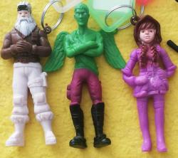 Fortnite figür oyuncak anahtarlık set yanında savaş dövüş ekipmanları ve fotoğraf çerçevesi plastik anahtarlıklarda hediye hepsi birlikte koleksiyon dekor hediye nostalji tasarım süs hobi eğlence vintage aksesuar promosyon reklam Hediyelik dekorluk retro