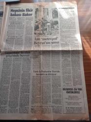 Aydınlık Gazetesi - 22 Mart 1994 - Hepsinin Fikir Babası ABD Eski Dışişleri Bakanı Baker - Ferit İlsever - 25 Sanıklı Dev Sol Davasında 5 Tahliye - Bedri Yağan - Cemalettin Kaplan'a Gıyabi Tutuklama - Güneydoğu'da Silah Gölgesinde Nevruz - İşte Metropol Beyrut'un Sonu - Trabzonspor Lige Renk Getirdi - Sivas Katliamı - Recep Tayyip Erdoğan - Bedrettin Dalan - Zülfü Livaneli - Hasret Gültekin'i Andık