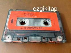 vory zover - dr skull kaset  (wory zover) (kartonetsiz)  (kasetçalarda denenmiştir) (açıklamayı okuyunuz)