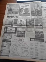 Radikal İki Gazetesi - 27 Ekim 2002 - Yeni Küçük Liseli Kız Fantezisi - Savaş Karşıtı Komik Adam Robin Williams - Cadılar Bayramı - Damardan CHP'li Kemal Derviş Fotoğrafı - Bumerang Sendromu - Good Food Ayı - Avril Lavigne - Azınlığa Verilen Hak - Yıldırım Türker - Ahmet İnsel - Sema Öğünlü - Erol Göka - Elif Şafak - Elvan Uysal - Orhan Kahyaoğlu - İsmail Cem - Hüsamettin Özkan