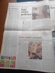 Radikal İki Gazetesi - 6 Nisan 2003 - Kadir İnanır - Türkan Şoray - Piyasa Tetikçileri - Medya ve Savaş - Kathy Bates Hiç Ödün Vermediği Tombulluğuyla Orta Yaşında Star Olmayı Başardı - Yıldırım Türker - Ahmet İnsel - Oray Eğin - Elif Safak- Fuat Keyman - Kürt Anasını Görmesin - Mehmet Ali Birand