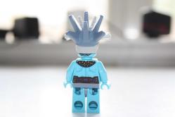 ORJİNAL LEGO FİGÜR OYUNCAK  DETAYLAR RESIMLERDE (CD ODA KUTU