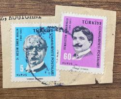 Mektup Zarfından Kesilmiş  / Postadan Geçmiş İkili Pul Filateli - Damgalı - DR. BESİM ÖMER AKALIN, 5KURUŞ / KEMALETTİN MİMAROĞLU, 60 KURUŞ -  Türkiye Cumhuriyeti