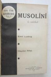 Versay, Musolini