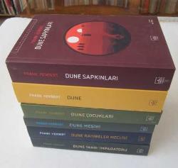 Dune, Cilt: 1 - 6 [TAKIM] / Dune - Dune Mesihi - Dune Çocukları - Dune Tanrı İmparatoru - Dune Sapkınları - Dune Rahibeler Meclisi