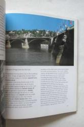 Budapest and Szentendre Walks in the City An Excursion to Szenyendre / With 120 Colour Photographs