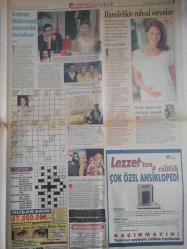 Kelebek Magazin Gazetesi - 1 Temmuz 1998 - Çayın Yararı da Var - Güneş, deniz, rüzgar ve saçlar - Dursun Ali Sarıoğlu - Tarumar'ın Mutlu Yuvası - Güzin Abla - Gündüz Tezmen - Ayşe Arman - Kanat Atkaya - Adana'ya Bir Hırsız Gibi Girdi Deprem! - Caz Festivali Çeyiz Hazırlıyor - Şirin Alışverişte - Fatoş - Dedektif Nik - Bizimkiler - Güngörmüşler - Hamilelikte Ruhsal Sorunlar - Baba Adayının Desteği - Selim Akçin - Filiz Öcal - Yılmaz Erdoğan - Rana Elik - İspanya'ya Açıldı Ayrıcalıklı Gözlükler - Kamera Arkası - Yazlık Magazin - Enine Boyuna - Mutlu Son - İpek Tugay fotoğraf ve haberi - Tam Takım Gazete