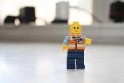 ORJİNAL LEGO FİGÜR OYUNCAK  DETAYLAR RESIMLERDE (CD ODA KUTU