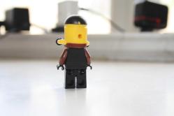 ORJİNAL LEGO FİGÜR OYUNCAK  DETAYLAR RESIMLERDE (CD ODA KUTU