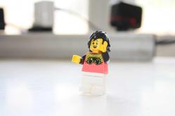 ORJİNAL LEGO FİGÜR OYUNCAK  DETAYLAR RESIMLERDE (CD ODA KUTU