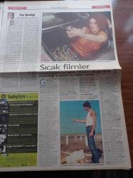 Radikal Cumartesi Gazetesi - 7 Temmuz 2001 - Seks Filmi Değil Seks Hakkında Film İlk Sevişme - Seksenlerin Unutulmazları - Top Gun - Tom Cruise - Geleceğe Dönüş Filmi - Charlotte Alexandra - Julia Roberts Ve Brad Pitt Meksikalı'da Ayrılmanın Eşiğindeki İki Sevgili - Sevin Okyay'dan Haftanın Filmi - Güneydoğu Konulu Saydam Gösteri İFSAK'ta