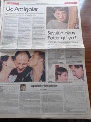 Radikal Cumartesi Gazetesi - 7 Temmuz 2001 - Seks Filmi Değil Seks Hakkında Film İlk Sevişme - Seksenlerin Unutulmazları - Top Gun - Tom Cruise - Geleceğe Dönüş Filmi - Charlotte Alexandra - Julia Roberts Ve Brad Pitt Meksikalı'da Ayrılmanın Eşiğindeki İki Sevgili - Sevin Okyay'dan Haftanın Filmi - Güneydoğu Konulu Saydam Gösteri İFSAK'ta