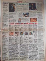 Kelebek Magazin Gazetesi - 12 Ekim 1998 - Bir Keşif Bir İcat - Sakıp Sabancı - Güzel Sesli Manken - Süreyya Işınay - Fatih Ürek - Hüseyin Yalçınkaya - Erdoğan Demirören - Erkekler Neden Doktor Sevmez? - İşte Sabancı Zekası - Ayşe Arman - Yine Aceleniz Mi Var? - Yasemin Boran - Kehanetlerle İçiçe Yaşıyoruz - Güzin Abla - Babam Mesane Kanseri - Gündüz Tezmen - Güngörmüşler (Kavanagh) - Fatoş (Chic Young) - Dedektif Nik - Bizimkiler (Ersin Burak) Çizgi Romanları - Dilek Hanif - Hülya Avşar - Bu Kış Çoraplar Desenlendi - Dilek Genç - Saçlardaki Hayat - Kış Esintisi - Bütün Anneler Mükemmeldir - Eski Defterler Buluştu - Oyun Başlıyor - Turnike'yle Yeniden - Kaynanalar Devam Ediyor fotoğraf ve haberi - Tam Takım Gazete