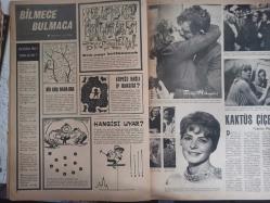 7 Gün Haftalık Aktüalite Sinema Tiyatro Müzik ve Magazin Dergisi - 28 Aralık 1969 - Semiramis Pekkan - Nebahat Çehre - Muammer Karaca - Seher Şeniz - Esen Püsküllü - Sevtap Çetinkale - Uğur Güçlü - Peri Han - Gülriz Sururi - Ayhan Işık - Nilüfer Koçyiğit - Ekrem Bora - Belgin Doruk - Kartal Tibet - Filiz Akın - Hayatlarının En Güzel Yılbaşı Gecesi - Ali Kemal Meram - Bir Yılbaşı Hikayesi - Alman Sineması da Gemi Azıya Aldı - Türkan Şoray Yeni Yıla Girerken Kimsesiz Yavruları Sevindirdi - Fatma Girik - Ulvi Okar - Bilmece Bulmaca - Kaktüs Çiçeği - İngrid Bergman - Wç Matthau - Rick Lenz - Goldie Hawn - Puro Sabun Reklamı - Herşey Sadece Reklam İçin - Uğur Güçlü Yeni Aldığı Atına Kendi Adını Verdi fotoğraf ve haberi - Tam Takım Dergi