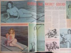 7 Gün Haftalık Aktüalite Sinema Tiyatro Müzik ve Magazin Dergisi - 20 Temmuz 1969 - Pervin Par - Postacının Getirdikleri - Öteden Beriden - Sinirlerinize Ne Derece Hakimsiniz? - Deniz Banoğlu - Ev Doktoru - Rauf Sezer - Deniz ve Sinüzit - Film Yıldızları ve Sosyetenin Burun Babası Dr. Erdoğan Konuk 43 Yaşına Bastı - Türkan Şoray - Filiz Akın - Sevda Ferdağ - Cüneyt Arkın - Gönül Yazar - Leyla Sayar - Semiramis Pekkan - Bir Aşk ki Hikayesi - Ertan Ünal - Bilmece Bulmaca - Ulvi Okar - Pervin Par Hasret Giderdi - Erzurumlu Beste Makinesi - Hayrettin Değirmenci - Turfanda - Sadi Sadık Şanlı - Tarihte bu Pazar - Heyecanlı Konular - Son Mektup fotoromanı - Filiz Akın - Ediz Hun - Yusuf Sezgin - Şaziye Moral - Nubar Terziyan - Yeni Otomobiller Buhar ve Elektrikle İşleyecek - Puro Sabun Reklamı - Selda Alkor Tarihe Karıştı fotoğraf ve haberi - Tam Takım Dergi