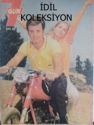 7 Gün Haftalık Aktüalite Sinema Tiyatro Müzik ve Magazin Dergisi - 5 Ekim 1969 - Fatma Karanfil - Engin Çağlar - Tatavla Adlı Plak Yunanistan'da Kapışılıyor - Çılgın Bir Seks Hayatı Yaşayan Ava Gardner'in Son Filmi: Erkek Delisi - Meşhurların Otomobili - Gary Cooper - Farah Pehlevi - Haile Selasiye - Gina Lollobirigida - Prenses Süreyya - Tony Curtis - Aşk Hayatın Kendisidir - Dany Carrel - Maurice Ronet - Nino Ferrer - F. de Pasquale - Bu Oda Onların Şapka Modası - Boğazda Bir Sonbahar Günü - Bilmece Bulmaca - Acaip Bilmece - Mutluluk Tablosu - Zuhal Aktan 20 Yaşına Bastı - Engin Çağlar - Şişmanlığı Yüzünden Turnikeden Geçemiyor - Cüneyt Arkın - Geçirdiği Kazadan Sonra Hayranlarından Aldığı Mektupların Sayısı Artan Yıldız fotoğraf ve haberi - Tam Takım Dergi