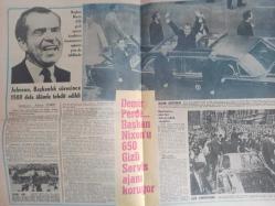 7 Gün Haftalık Aktüalite Sinema Tiyatro Müzik ve Magazin Dergisi - Bugün de Gülelim - Tuncer Bicioğlu - Ün Görmüşler Çizgi Romanı - Kadınlar, erkeklerden 10.000 Yıl İlerdesiniz - Çocuklar Sizin İçin - Enis Regu - Kalbimiz Nasıl Çalışıyor-  Hediyeli Bulmaca - Her Sakalın Bir Hikayesi Var - Engin Cezzar - Öztürk Serengil - Ümit Deniz - Sezen Cumhur - Fecri Ebcioğlu - Ressam Bedir - Başkan Nixon 650 Gizli Ajanın Kendisini Korumasına Rağmen Yine de Tehlikede - Demir Perde... Başkan Nixon'u 650 Gizli Servis Ajanı Koruyor - Türkiye'ye Hayran Ünlü Londrali Terzi Clive'ın Elbiseleri Türk İsimleri Taşıyor - Hanımları Uyarma: Kışın Yenen Fazla Yemek Çok Zararlı - Temizlik Güzellikten Önemli - Çok Sigara İçen Kadının Mutlaka Bir Problemi Var - Güzellik Maskesi Nasıl Uygulanır - Pe Re Ja Kolonya Reklamı - Bulmaca Bilmece Yarışma - Ulvi Okar - Acemi Ressma - Hırsız ve Vesikası fotoğraf ve haberi - Tam Takım Dergi