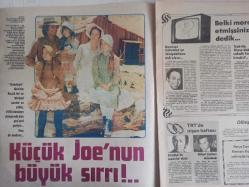 TV'DE 7 Gün Haftalık Aktüalite Sinema Tiyatro Müzik ve Magazin Dergisi - 14 Haziran 1976 - Levent Eriş - Kemal Sonunur - Aydın Tansel - Cemal Kamacı - Küçük Joe'nun Büyük Sırrı - Belkı Merak Etmişsinizdir Dedik - Canan Oğuz - Ülkü Kuranel - Oray Tuğlan - Bülent Çarkacı - Efgan Efekan'la Mazide Bir Gezinti - Tele Şaka - Hikmet Feridun Es - Türkan Şoray - Sempati Çamaşır Makines iReklamı - Hoover Elektrikli Süpürge Reklamı - Gençlik Kulübü - Arçelik Buzdolabı Reklamı - Olimpiyatlarda İlk Altın Madalyayı Kazanıyoruz  Totex Şampuan Reklamı - Tursil Deterjan Reklamı fotoğraf ve haberi - Dergi Tam Değildir Sadece