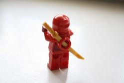 ORJİNAL LEGO FİGÜR OYUNCAK  DETAYLAR RESIMLERDE (DELİKLİ RAF KUTU