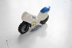 ORJİNAL LEGO FİGÜR MOTORSİKLET     DETAYLAR RESIMLERDE (DELİKLİ RAF KUTU