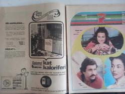 TV'DE 7 Gün Haftalık Aktüalite Sinema Tiyatro Müzik ve Magazin Dergisi - 24 Mayıs 1976 - Zafer Cilasun - İstanbul'da İkinci Balayı - Ne Biçim Televizyon Bu? - Müşfik Kenter - Mehpare Çelik - Ümit Aktan - Bülent Denli - Işıl German - Sabaha Karşı Sinema - TV'de Karar Günü - Andy Granatelli - Gene Barry - Glenn Ford - Ajda Pekkan - Doris Day - Judy Garland - Salih Ataç - Zafer Cilasun - 7.İslam Ülkeleri Konferansının Ardından - Müzeyyen Senar - Aydın Tansel - Jennifer Jones - Neriman Altındağ - Melike Demirağ - Füsun Önal - Charlton Heston - Nazan Balkır Tan - Aydın Tansel - Kevser Tanrıkurt - Cüneyt Arkın Posteri - Tahsin Öztin - Hover Elektrikli Süpürge Reklamı - Son Durakta Son Görev - Cenk Koray - Ben Casey - Zerrin Özer - Erdem Alkın - Ceylan Ece - 36. Paralel - Nilgün - Esin Şentürk - ADAM Erkek Kolonyası - Size Bir Kitap Tavsiye Edeceğim - Sezai Solelli- Nahide Şerbet - İrene Dunne - Fred Mac Murray - Ahmet Üstün - Hayri Pekşen fotoğraf ve haberi - Tam Takım Dergi