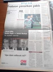 Radikal Gazetesi - 29 Kasım 1999 - Çeçenya'da Bitmeyen Savaş Yazı işleri - Pete Sampras Andre Agassi'yi Dağıttı - Trabzonspor Yanarken Yaktı - İşte Kenan Evren İle Süleyman Demirel'in Çankaya'daki 12 Eylül Tartışması - Deprem Mühendisi Profesör Nuray Aydınoğlu Deprem Art Arda 3 Kez Vurmaz - Astronot Adayımız Cemocan Yeşil - Gucci İle Yves Saint Laurent Evleniyor - Perihan Mağden
