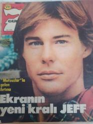 TV'DE 7 Gün Haftalık Aktüalite Sinema Tiyatro Müzik ve Magazin Dergisi - 20 Mart 1978 - Ekranın Yeni Kralı Jett - Nilüfer - Joseph Armagh - Jan Michael Vincent - Çam Devirmede Rekora Doğru - 20 Yılda 4 ere Erkek - Türkan Şoray- Hikmet Feridun Es - TRT Hiçbir Şeyden Korkmadı Bu Diziden Korktuğu Kadar - Charles Kay - Sezai Solelli - İnsanlardan Nefret Ediyor - Sonu Olmayan Yol - Bunlar da Bizim ''Korkusuzlar'' - Aylin Urgal - Anten Falı - Enis Fosforoğlu - A'dan Z'ye Yazarlar Sendikası'nı Ayağa Kaldıran Hata - Parizien Çorap Reklamı - Dekora Perde Reklamı fotoğraf ve haberi - Dergi Tam Değildir Sadece 16 Sayfası Mevcuttur