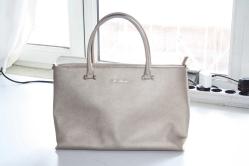 PİERRA CARDİN ORJİNAL EL  ÇANTASI DETAYLAR RESIMDE 2'EL SAGLAM (YENİ KOLİ 5